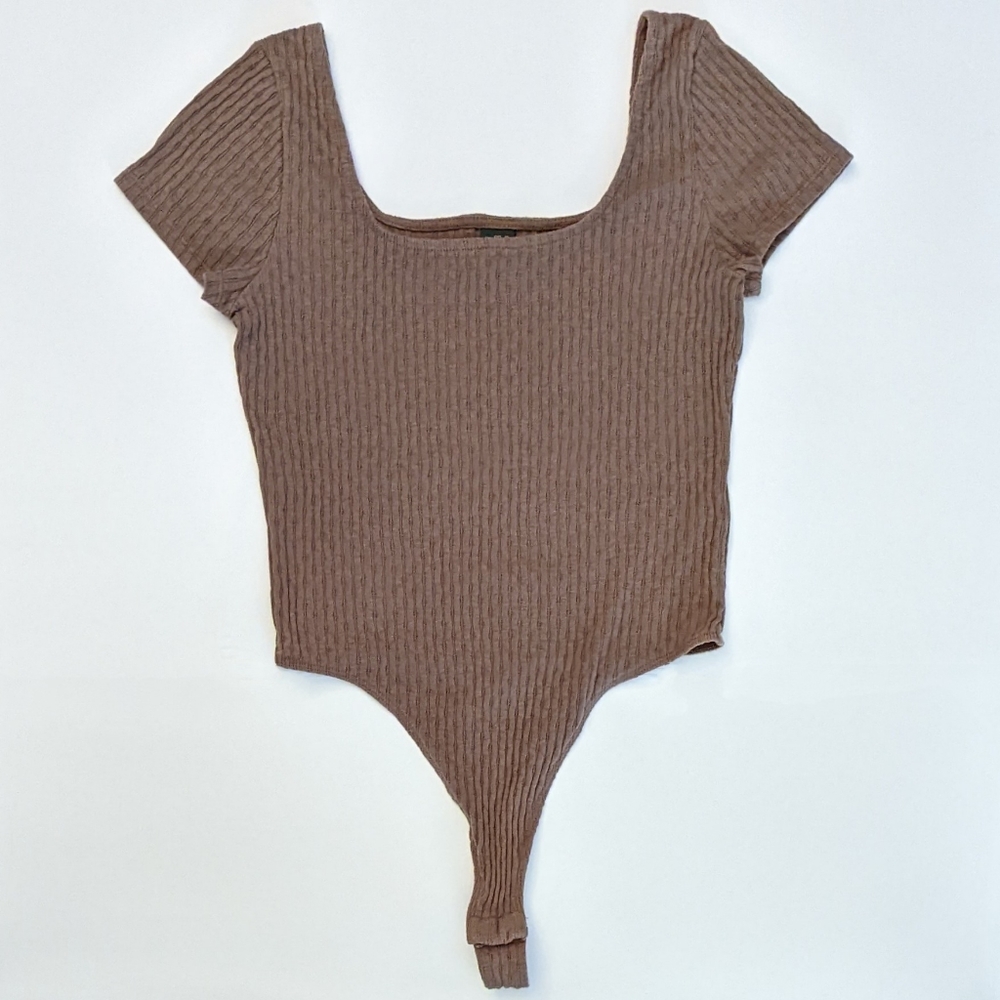 NWOT Short Sleeve Square Neck Body Suit